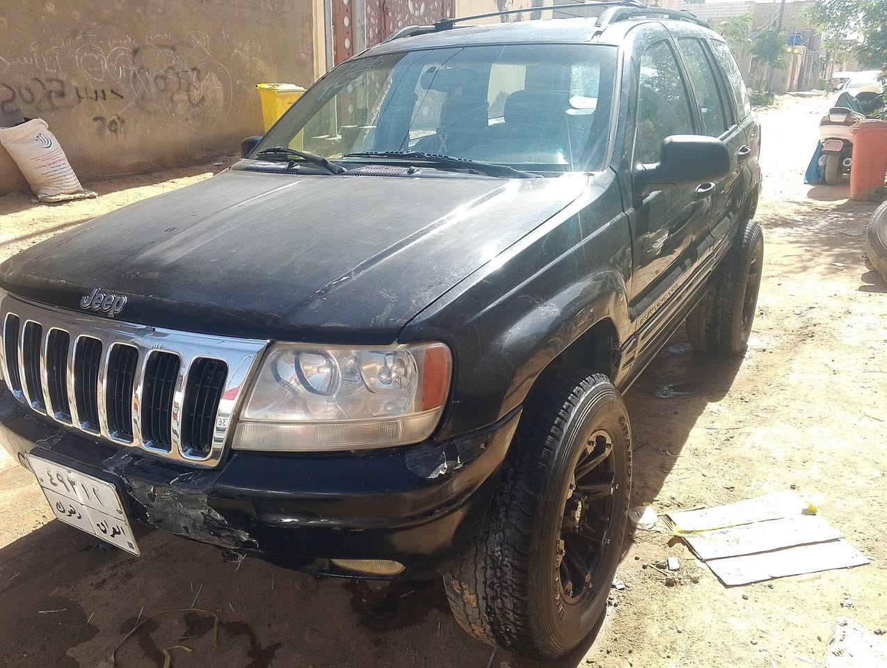 جيب شيروكي 2001السعر 50العنوان ديوانيه ***********
