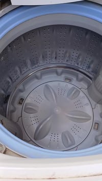 غسالة اوتماتيك • شغالة • نظيفة