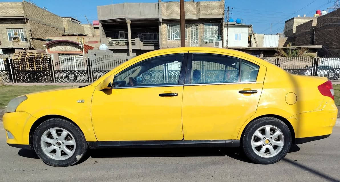 بيع مستعجل سيارة جاهزة كير محرك ياباني محرك نحلة ١٨٠٠ تبريد فول باسمي مصفرة هية وغرامات *********** السعر٤٥ بدون عملة
