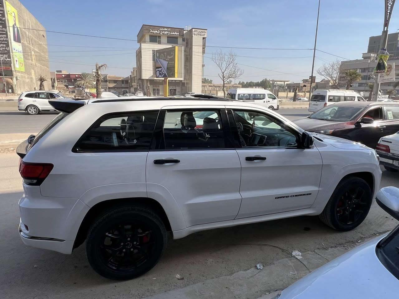 السلام وعليكم

للبيع جيب سومت2016  

وارد امريكي مواصفات  فووول الفوول

داخله كلين تايتل بالعراق صار صبغ قليل 

كلشي موضح بالسونار 

المواصفات: 

بنوراما

جكات

رادارات

شاشه جبيره

تشغيل عن بعد

كشنات خزن ميموري

كشنات كهرباء 

وضعيات قيادة

كشنات تدفئه و تبريد

مري قلاب

مري شفط

نقطة عمياء

جنطة كهرباء

و بعد بيها هواي مواصفات مذاكرهن لان معروفه مواصفاتها

ماشية52 الف ميل 

مكاني بابل

***********
