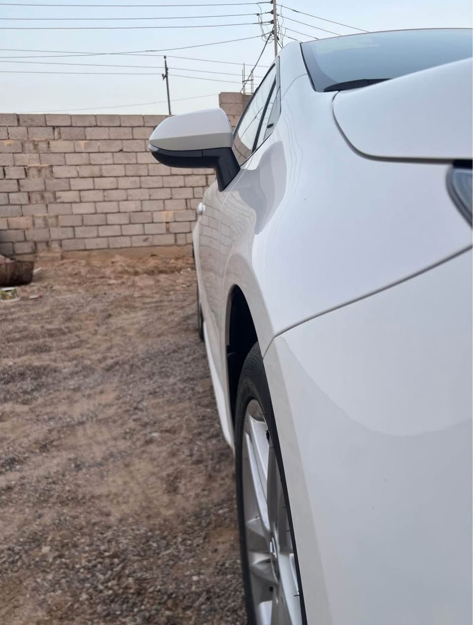 السلام عليكم سياره كورلا للبيع موديل 2022 لون ابيض بانزين فئة السيارة (D4T)
فول مواصفات

كيلومتر السياره 150الف (15000)

                  (((السياره مكفوله كفاله عااامه)))

1-فتحه
2-بصمه
3-تحكم ستيرن كامل
4-شاشه لمس
5-بلوتوث+وايفاي
6-كير اوتوماتيك 10نمرات 
7-الأيكو مود تلقائي 
8-سبورت
9-تحكم بالانوار الاماميه كهربائي
10-حداده كامله 
11-مكينة السياره 2000تيربو 
12-ويل كم حجم 15
13-تنبيه اصتطام
14-مانع الأنزلاق
15-اوتو ستار
16-سيايد بريك كهربائي اوتماتيك
17-اوتو هولد
18-مُثبت السرعه 
19-حساس داخل الايطارات
20-اشاير بالمري
21-تحديد مسار
22-تنبيه عند الخروج من المسار 
23-تخم تاير جديد
24-ترحيب
25-دخول ذكي
للاستفسار الأتصال على الرقم(***********
