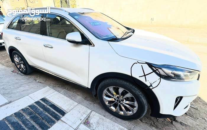 كيا سورنتو 2019 خليجي 
رقم بصرة الجديد ورقمها مميز الهزة قبل اشهر ومجددة السنوية 2030  6 سلندر كير 8 نمر 
7 راكب
ماشية 113 الف كم وقابل للزيادة
كراسي جلد والامامية فقط تحكم كهربائ
كامرة خلفية دوارة
 تشغيل بصمة والابواب الامامية ايضا بصمة 
 بردات خلفية
 حساسات امامية وخلفية
صندوك  باب كهرباء
هندبريك بصمه 
اوتو هولد (.   Auto Hold)
حساسات ضغط الاطارات
بلوتوث ومنافذ شحن و AUX و CDو كار بلي 
ويل حجم 19 
محرك + كير بلاد ما مفتوح
تبريد 3 قطع
مكفولة من الصبغ والتبديل فقط تعديل بارد الجاملق الامامي الايمن ، حدادية واطارات جديدة السعر 265 ورقة
للتواصل الاتصال او وتساب :*********** البصرة, العراق
