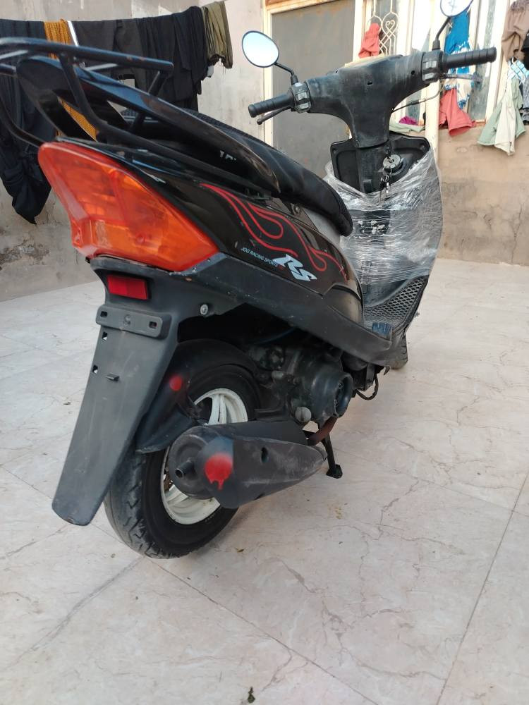 ماكس عدله دراجه كلها بلاد مكينه خرسه برغي مامفتوح بيها مكفوله كهربائيات كلها شغاله اوراق الشراي يتصل *********** عمارة, ميسان
