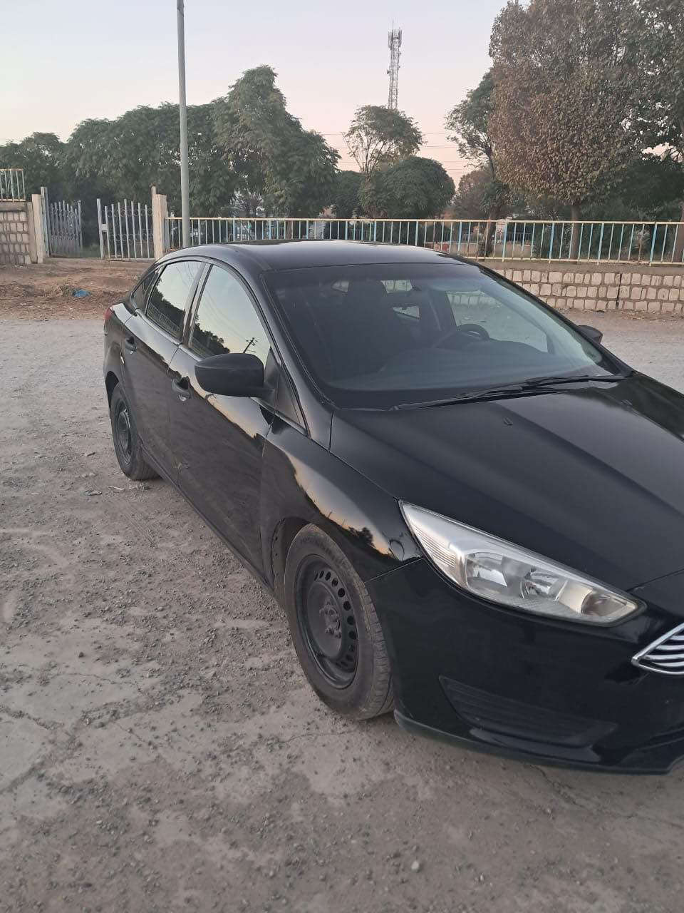 ford focus2017 
دوپارچەوپەڵایەکی بۆیاغە 
سەنەوی بەسەر چوە 
بەناوکردن غەڕامە بەشەرت
سەیارەکە لەقەڵادزەیە 
٨٥$ محاملا
*********** بشدار, السليمانية
