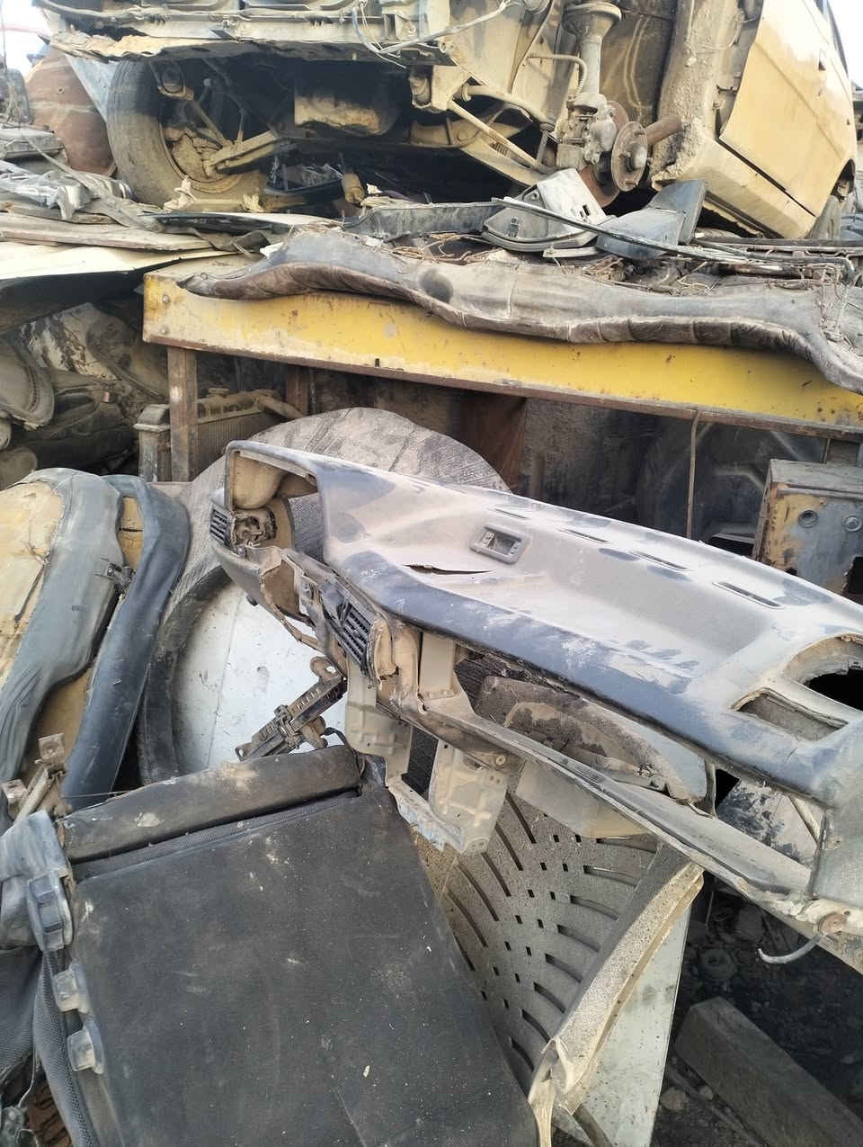 السلام عليكم 
تفصيخ دايو لمنز ... شتحتاج ابيعلك 
مكاني بغداد جسر ديالى الجديد بالحي الصناعي 
***********
***********
