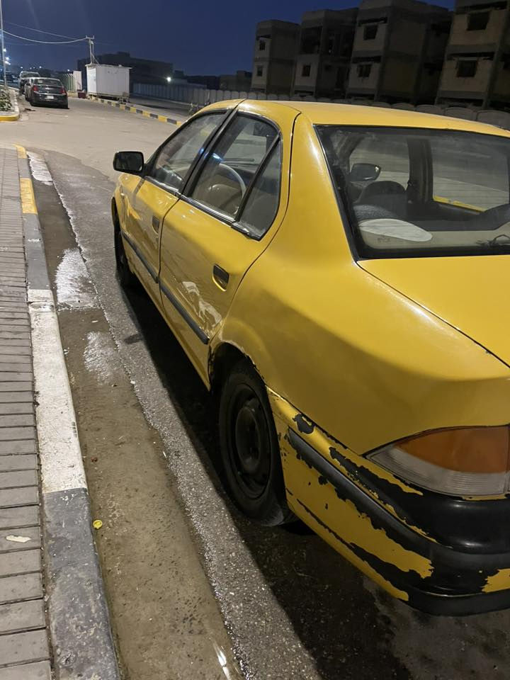 السلام عليكم سمند موديل 11 مصفره هيئه وغرامات سنويه ل 30 سياره حداده جديد تخم تاير صينيه وعينه جديد تبريد ثلج سياره جاهزه من كلشي مابيها نقص برغي عنواني البصره كزيزه رقم تلفوني *********** السعر 33 وبيها مجال
