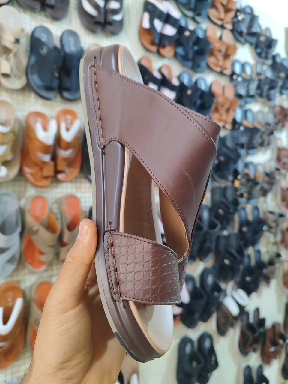 متوفر شحاطات درجة اولى 
موديلات جثيره خير من الله 
واسعار جوا السوگ شرط 🔥 

تابع الصفحه ليصلك كل جديد 
شارك اصدقائك المنشور خل يستفادون 

عنوانا العباسي الحي الصناعي محلات الفارس الدرويش مجاور صيدلية الغسق


**إذا كنت صاحب هذا الإعلان وتريد حذفه لأي سبب، رجاءا أرسل رسالة إلى الدعم الفني**