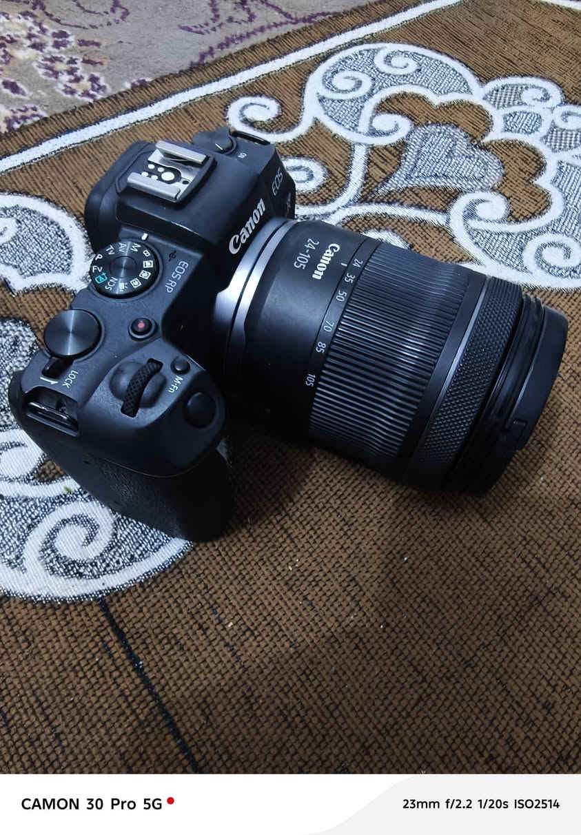 كامره كانون RP
عدسه 24-105
شاحن 
بطاريه 2
كارتونه 
شتر اقل 10 K
يوجد توصيل جميع المحافظات 
ستفسار خاص او نتصل علا رقم ***********
