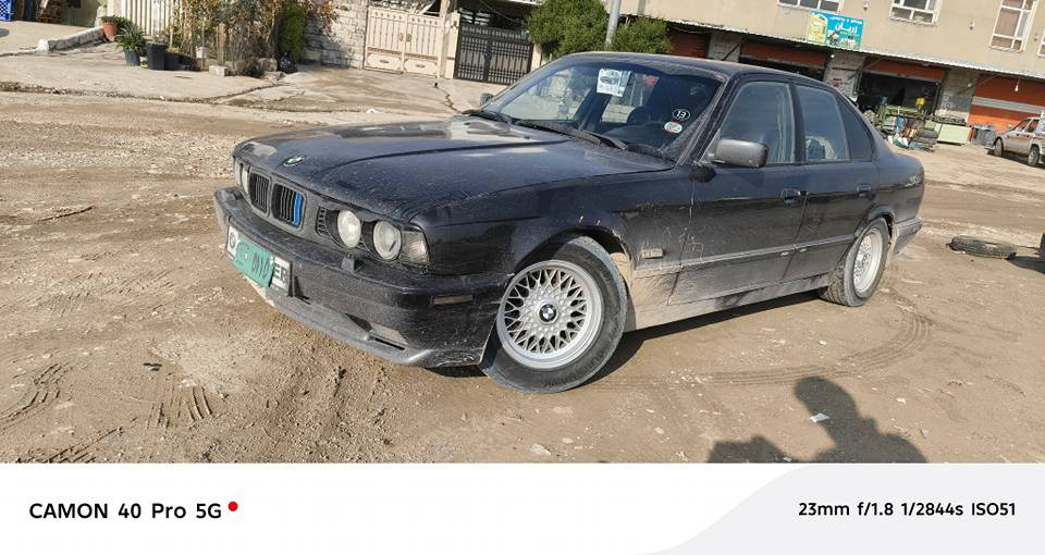 مۆدیل90
دووجام کارە بایی
چارتایە و ویلی نوێ 
گئرومە کینەو تە قە و رەقە ی بە شە رت
ئارم پلاستیک
تاخم لایت ئە لقە 
شاشە ئایپاد 
سە یارە کە زۆر جوانە 
شوئن هە ولئر دارە توو 
ژم*********** أربيل, العراق
