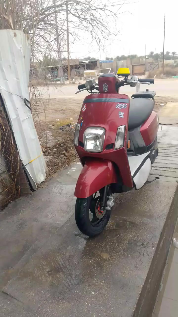 سلام عليكم بوليس للبيع موديل 13دراجة بلادية برقي مامفتوح بيها   ا لسعر 1100وبيها مجال المكان لمسيب ***********
