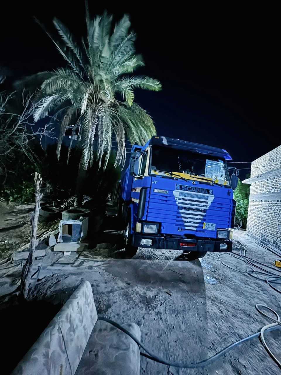 السلام عليكم سكانيا 143 مكينه جديده كير3*3 مجموعه باجر خفيفه شاصي مكفول قماره بدون صبغ تخم تاير مكانها الحله 

‭0781 177 7133‬
