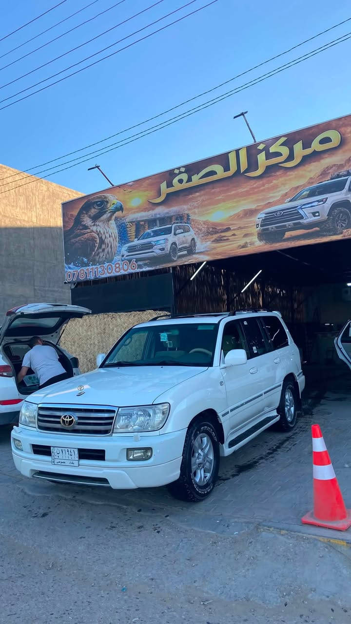 بسم الله الرحمن الرحيم
للبيع: تويوتا لاندكروزر GXR موديل 2007 Limited
رقم بغداد : بأسمي ثاني يوم احولك📝
المحرك: 6 سلندر سعة 4500
الممشى: 119 ألف كم، قابل للزيادة.
الفحص: افحصها بأي مكان تريده، والسيارة على الفحص.
المواصفات: Limited
فل كامل.
فتحة سقف.
ثلاجة.
تبريد 3 قطع.
حساسات أمامية وخلفية.
كرسي السائق كهربائي.
ومزايا كثيرة أخرى.
حالة السيارة:
وكالة الساير.
مكفولة من الصبغ، عدا الجاملغ الخلفي فيه صبغ.
السيارة نظيفة ومحافظ عليها، وتستحق المعاينة.
الله يرزق صاحب النصيب. للجادين فقط.
سعرها :٢٤٠$ يعني شدتين و٤٠ ورقه  وبيها مجال قليل رجاءً ابن عمي العزيز ماعجبك السعر او السياره اعبر المنشور وكلشي تحصل بالسوك وكل واحد ويدل عل اخلاق 🙏🏻
للأسفسار *********** مهندس علي علوش
