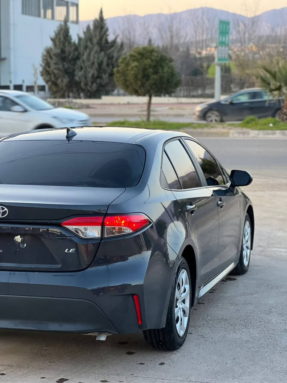 تيوتا كرولا
موديل 2024 
وارد أمريكي
ماشي 34 الف مايل
الون سموك مرغوب
فئه LE معروفه بل موصفات
رقم شاصي موجود منشورات 
حادث سياره فقت جاملغ بولند صبغ -زايد 
بيها واحد قطعه كلير أمريكا باب خلفي
بيدون مأذي داخل 
سياره بيدون رقم شرط ترقيم جميع محافضات شيمال 
سياره بيدون أيرباگ 
السعر 128 مجال 
عنوان عقرء 
رقمل وتساب علي 
***********
