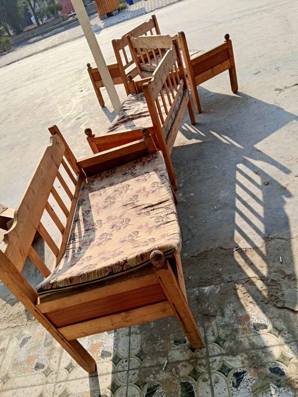 يا الله
السلام عليكم قنفات 14 قنفه +15ميز +كونتر  
*********** متواجد
