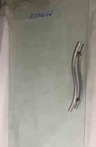 مجموعة غراض للبيع بسعر مناسب 
متواجد خاص واتساب 
العنوان بغداد البلديات 
هذا رقمي فيه واتساب ***********
