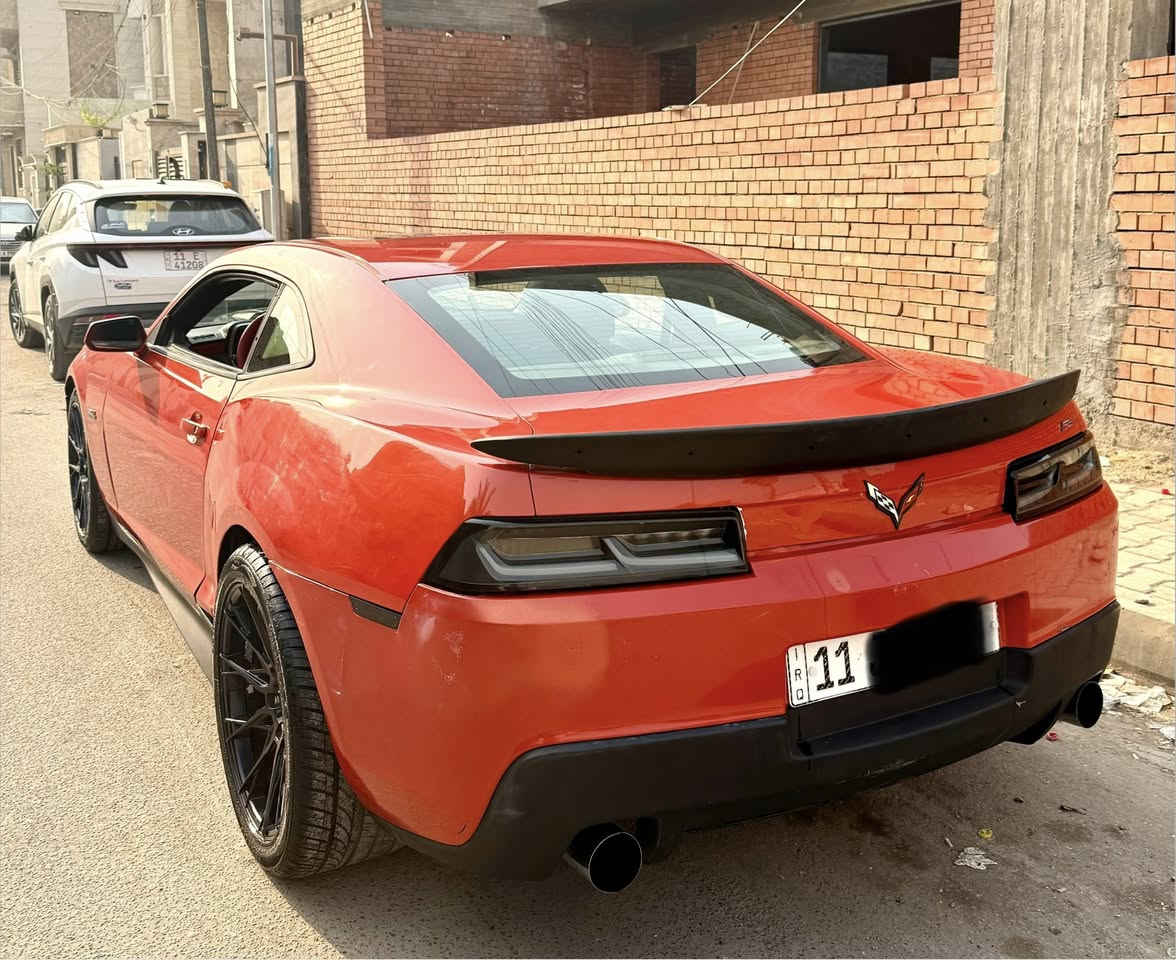 السلام عليكم 

للبيع او مراوس ✅

شوفر كمارو خليجي 2SS  ✅
موديل ٢٠١١ ✅
لون برتقالي مميز 😎
محرك ٨ سلندر ٦٢٠٠ ✅
مكينة نظيفه جدا    ✅
كير اوتو نظيف  ✅
صدر امامي نظيف✅
صدر خلفي نظيف ✅
كشنات جلد  ✅
داخل نظيف جدا✅
سستم صوت بوس يخبل  ✅
تحكمات ستيرن ✅
كيجات ٤   ✅
شاشه اعطال ✅
تشغيل عن بعد ✅
شفتات كير عادي ✅
فتحه سقف ✅
داتا شو ✅
داخل احمر قرميدي ✅

وبعد هواي مواصفات فول الفول السياره .

الإضافات:
دعاميه إماميه zl1 مال ٢٠١٨ 
لايتات حاجب 
شوته kn 
هدرز
سبويلر  
دبات نغمه حلوه 
الخلف محدث ١٨
بك لايتات سموك
ويل ٢٠ تو سايز نيش
بنيد كاربون فايبر اصلي 

السياره كلش نظيفه  وتراي السياره جدا حلو .

ادامه كامله لمنظومه الماء أنسى شي اسمه حماوه أبدا .

ادامه كامله لمنظومه الاحتراق من بلكات ريسنك 
 مجاول جدد  فيول بمب .

السياره خليجي بدون حادث بيها صبغ كم قطعه اثر شخوط أبيع حزام سونار عندي  .

رقم بغداد الإنكليزي الدولي سنويه جديده وهزه جديدهورقم مميز هديه ويا السياره   و شرط التحويل .

السياره ناصبه وترايها كلش حلو  و احلى من الصور  .

مكان السيارة  بغداد الاعظميه  . 

السعر جدا مناسب  (٨٩  ورقه)  وبيها مجال بسيط  ان شاء الله للشراي  .

***********
أ. مروان النعيمي   

صلي ع افضل الخلق سيدنا محمد ❤️✅
