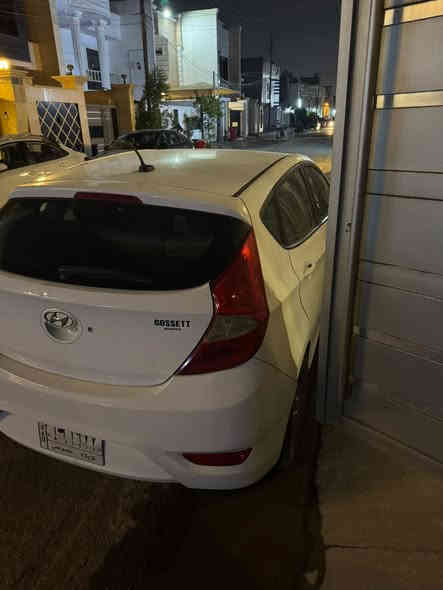 السلام عليكم 
كسنت ٢٠١٤ هاج باك
ليبل واحد السيارة 
تبريد شغال تخم تاير 
خير من الله 
السيارة ماشية ٩٠ الف
مكينة ١٦٠٠ gdi 
مال مرة مو مال شارع ومتعوبة
السيارة شغل واطلع وين مجان
مشروع وطني 
المكان بغداد 
شهداء البياع 
***********
