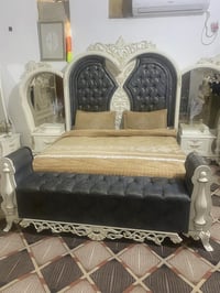 غرفة نوم • للبيع • واتساب