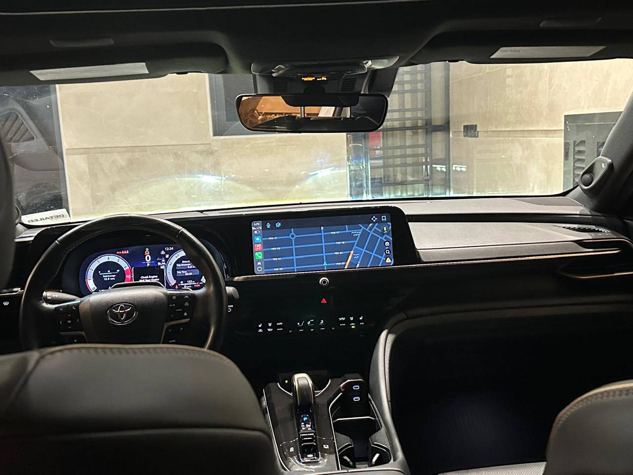 سلام عليكم
تويوتا كراون 2024

السيارة بيهة تبديل باب خلف السائق صبغ جاملغ الخلفي  فقط 

مكان السيارة بغداد

بلاتينيوم فول

شاشة جبيرة 

كامرات 

بصمة 

بانوراما 

گيج الكتروني ديجيتال 

بصمة ابواب 

تشغيل عن بعد 

رادار ٣٦٠ درجة

حساس امامي خلفي 

كشنات هيتر وتبريد

استيرن هيتر 

كشنات كهرباء جهتين 

تبريد قطعتين 

شحن واير ليس 

 انظمات قيادة 

هندربريك بصمة 

امراية شفط 

اوتو هولد 

ماشية 6000ميل 

مكينة ٢.٥ هايبريد وبنزين 

السيارة كلش جديدة و حلوة بلواقع هم 

كير و مكينة كله مكفول بدون اي عطل 

السعر340$
***********
