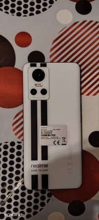 للبيع ريلمي جي تي 3 نيو الذاكرة 256 معالج دايمنستي 8100 الجهاز مكفول م...