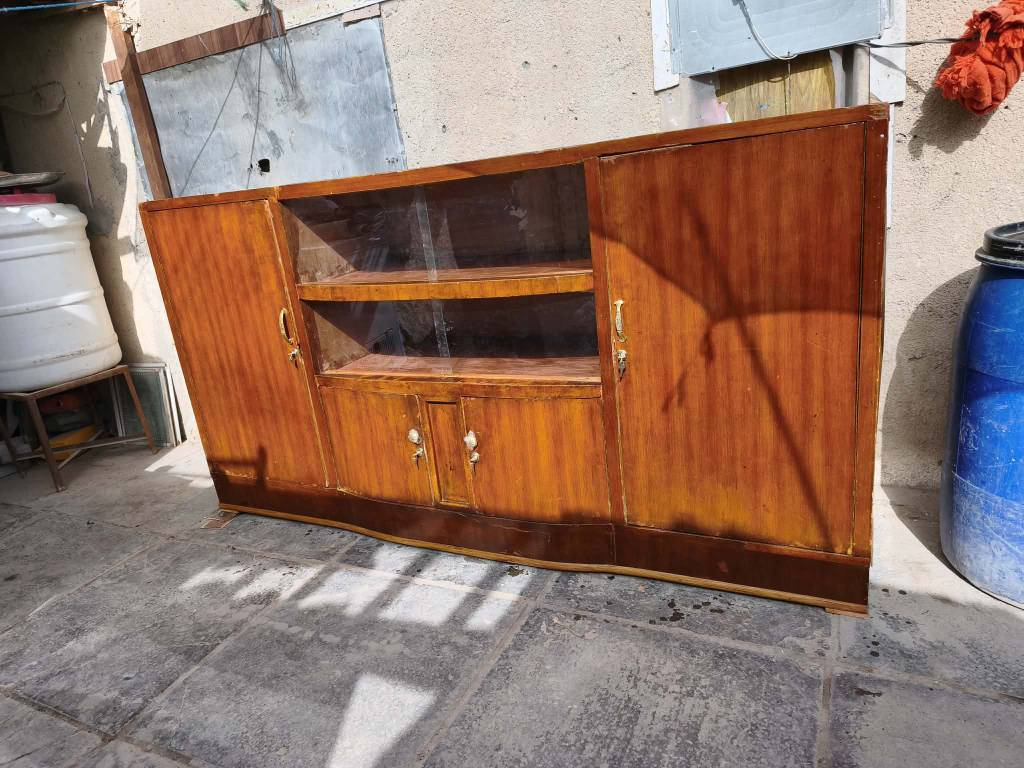 بوفيه نضيفه جدا طول مترتين ونص 

‏‪0783 230 5445‬‏ ديوانية, القادسية
