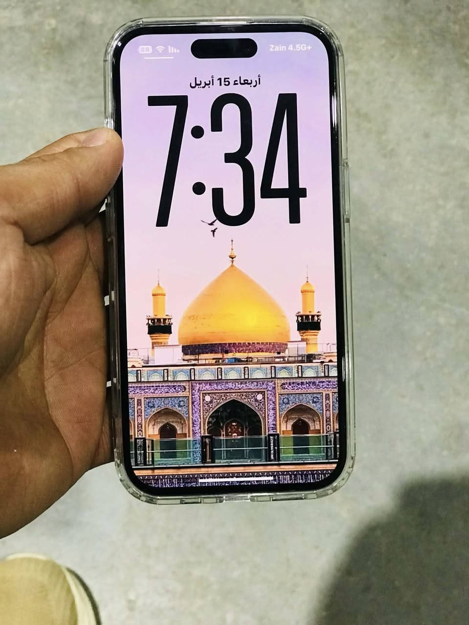 السلام عليكم
15 عادي 128 بطاريته 100 مبدل شاشه اصليه واقوه نوعية بلسوك التلفون زلغ واحد مابي 
بغداد السيديه 
السعر 575 وبي مجال 
***********
