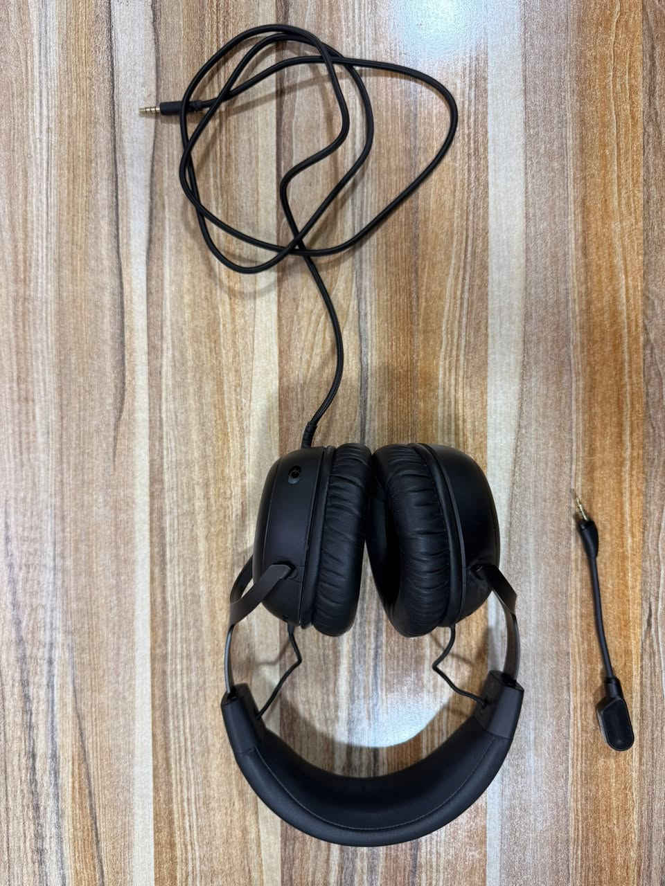 سلام عليكم
سماعة هايبر X كلاود 3 مستخدمة للبيع سعر 100 وبيها مجال بسيط السماعة اصلية مو كوبي


**إذا كنت صاحب هذا الإعلان وتريد حذفه لأي سبب، رجاءا أرسل رسالة إلى الدعم الفني**