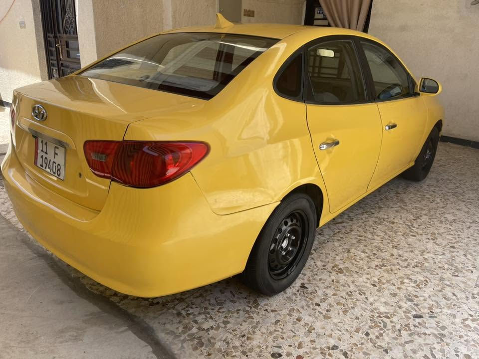 السلام عليكم انترا صابونه مديل 2009 مكينه 2000وارد امريكي بيه شويه بل جاملغ المامي جاهزه مكينه كير تبريد ثلج طخم تاير حداديه جديده دوشمه سفريات شاشه الف ماذب عليه سنويه ستوه نفذت مصفره راعيه يمي بلعماره السعر ٨٥ وبيه مجال بصيط مكان السياره ميسان الشراي يتصل ***********
