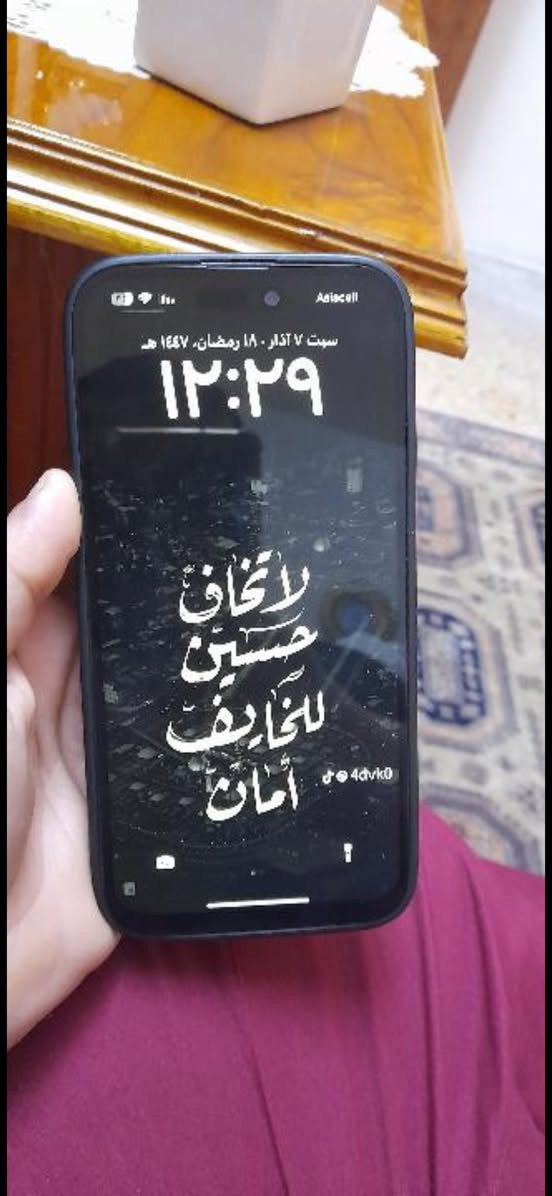 سلام عليكم  آيفون 14برو ماكس الجهاز نضيف فقط مبدل شاشه ذاكره 256 العنوان الشعب ***********  السعر 550
