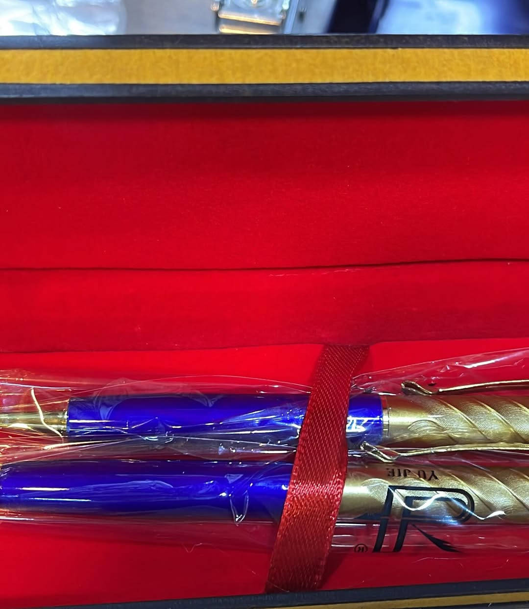 هدية عيد المعلم
بسعر 2000 دينار 
متوفر لدى مكتبة كلكامش فرع شارع بلقيس
والفرع الثاني سوق ال4000 مقابيل حسينة المرتضى
متوفر توصيل 🚚


**إذا كنت صاحب هذا الإعلان وتريد حذفه لأي سبب، رجاءا أرسل رسالة إلى الدعم الفني**