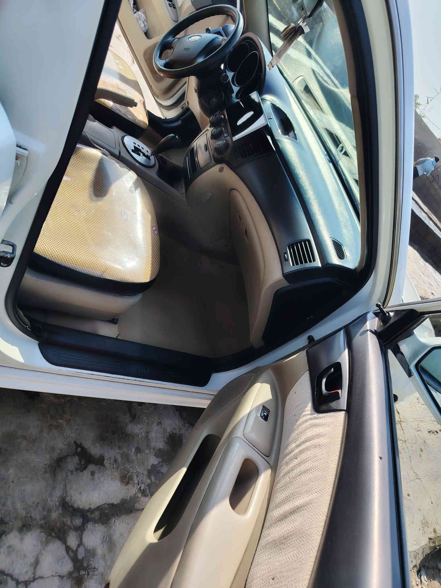 السلام عليكم أوبتما ٢٠١٠ خليجي رقم دهوك سنويه ل٢٧ محرك وكير كفاله سدر خلفي أمامي جديد السياره جاهزه منكلشي تحويل أو وكاله حاضر تبريد تدفى بيها ٣ قطع صبع بدون اي دواخل ومعجون السعر ١٠٠ وبيها مجال بسيط مكان صويره شحيميه الشراي يتصل ***********
