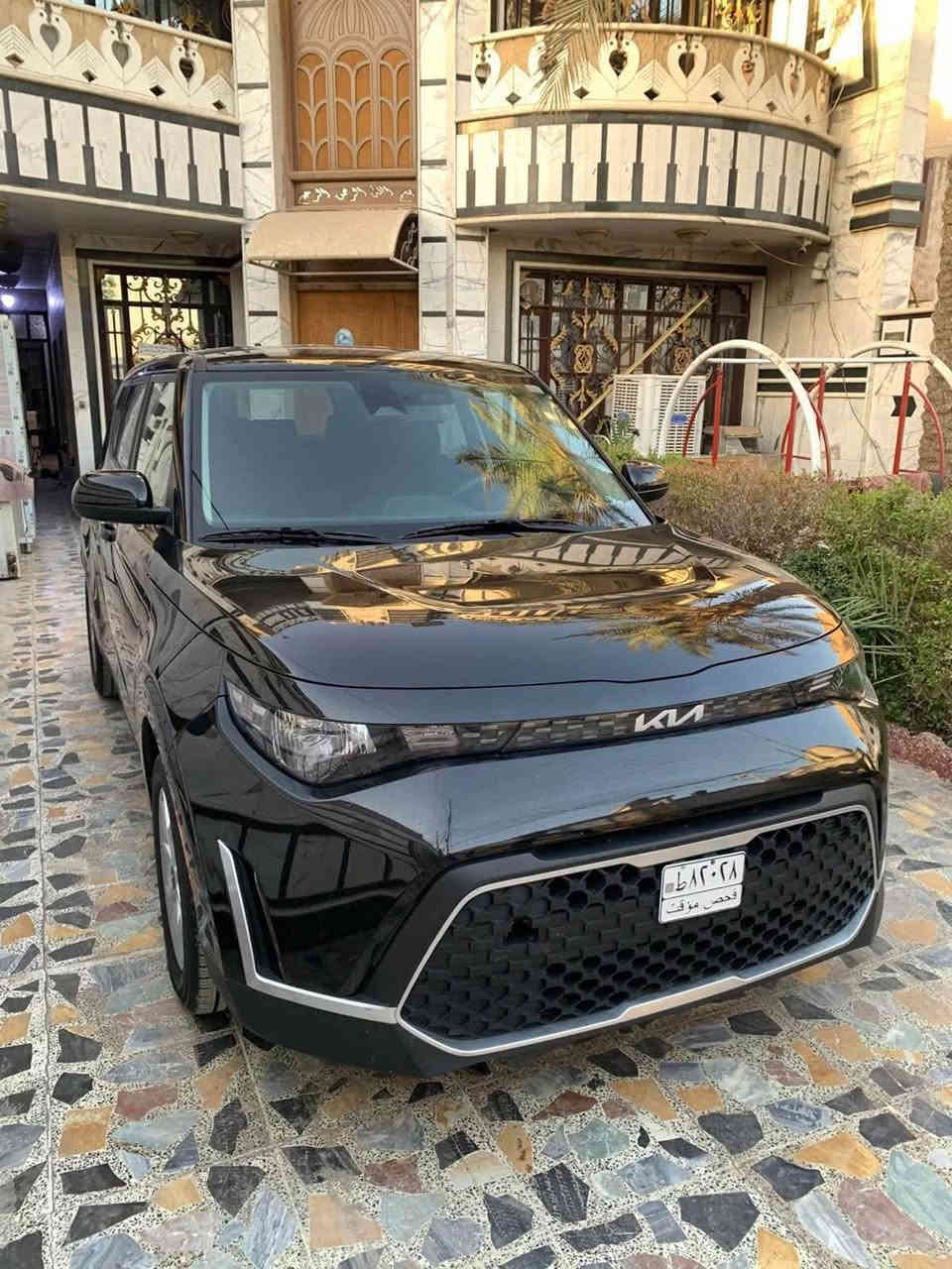 كيا صول موديل 2024
دخول جديد بدون رقم حادث كما موضح بالصور
تبديل باب الخلفي اليمنى وصبغ دواير الجاملغ الخلفي فقط 
بجم بلادي كبس سياره جديده واحلى من الصور تعمير درجه اولى مابيها نقص
 مكاني بغداد جديده الامين
السعر 138$ بيها مجال *********** بغداد, العراق
