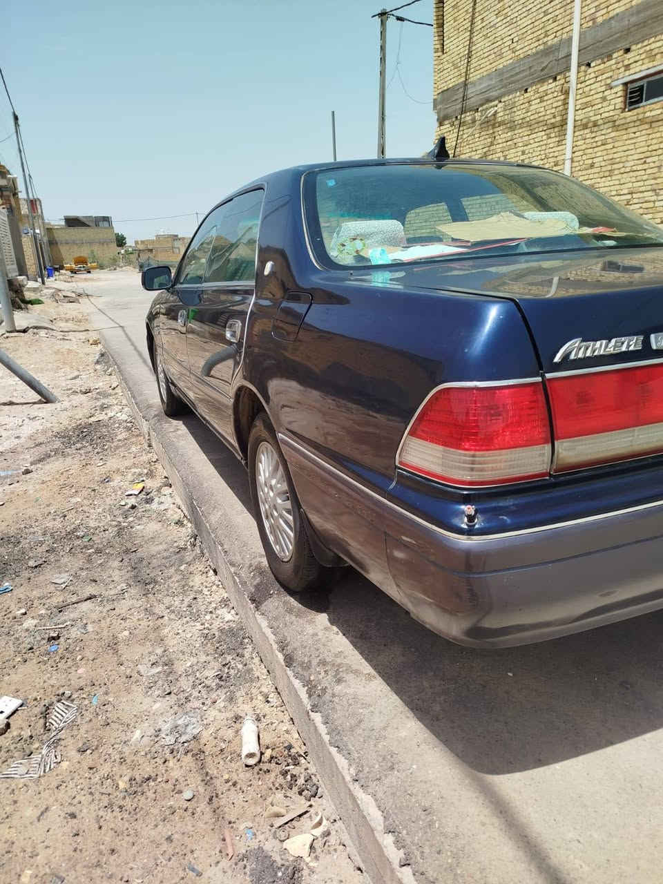 السلام عليكم
موديل 98 
رقم انبار  انكليزي 
مكفوله 
جاهزه محرك وكير وطخم تاير حداديه جديده تبريد ثلج 
مابيها اي نقص 
***********
