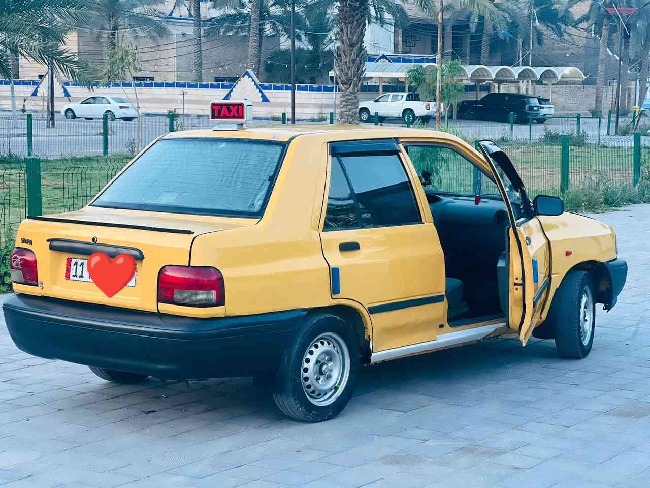السلام عليكم
سايبه مديل ١٥ دولي 
مصفره هئيه وغرامات مكينه وكير وحداديه 
تخم تاير كهربائيات جاهزه تبريد 
مكان السياره النجف الاشرف قضاء المشخاب 
المالك بغداد 
السعر ٣٥ 
***********
