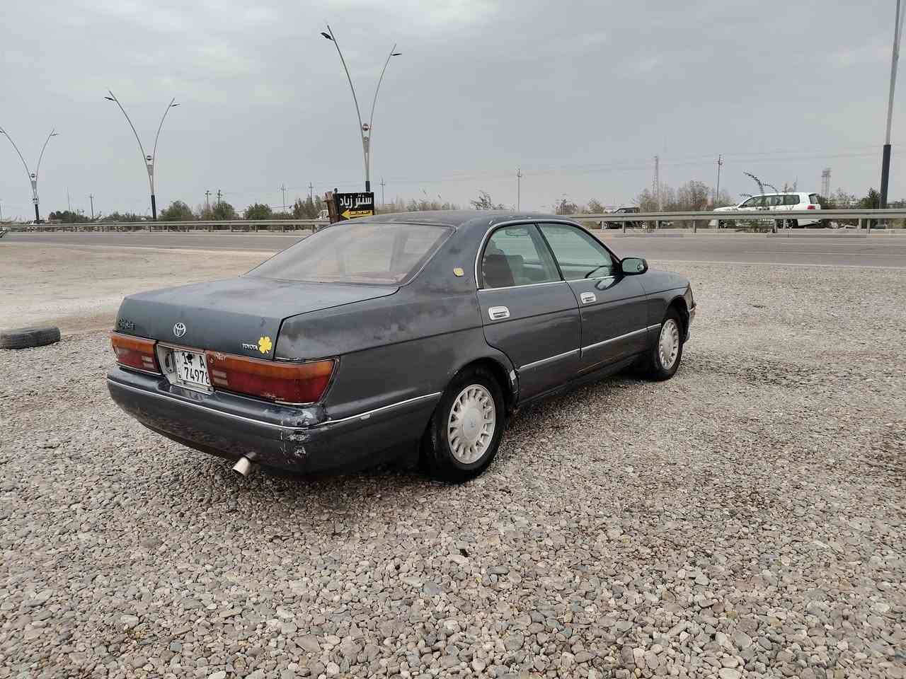 سلام عليكم البيع بطه فصل مكفوله من كصه ونغل مكينه وكير جدد شرط تخم تاير كهربايات جدد  كله شغاله تبريد شغال مسجل شغال شاشه المس كامره خلفيه سيارة جديدة مال جناي رقم بصره الكليزي سنويه 30 بسمي السعر 45 وبيه مجال العنوان البصرة رقم الهاتف ***********
