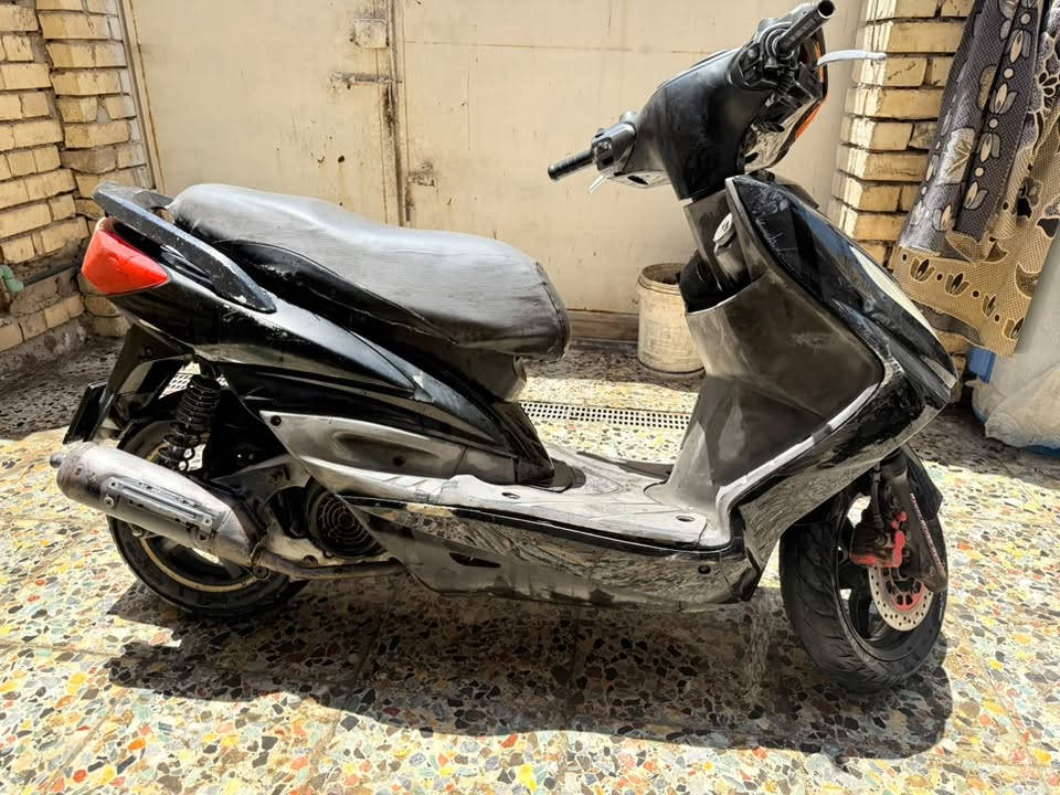 سلام عليكم سكنس فحل للبيع الدراجه بلاديه نقص قبق كلجات فقط نكره بكل وقت سعر ٤٥٠بيه مجال مكاني زعفرانيه 
***********
