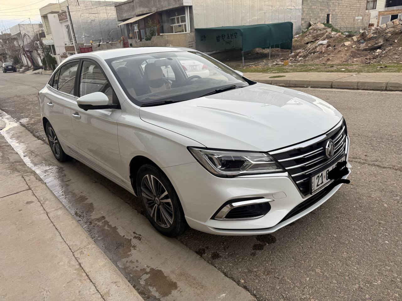 Mg 5 2024
فول فول مواسەفات 
سفری شەریکەیە تەنها 13000 کم ڕۆشتووە و یەک دەستە
تاقم کوشنی بیلادی و گاعی و بەرگی سوکان و سەر داشبوڵی بۆ کراوە مەسرەفی باشی بۆ کراوە
مواسەفاتی  سڵاید بەسمە و شاشە و کوشن جڵد و گەرم و کارەبای
برێک هەوای و ئۆتۆ هۆڵد و تەحدید سورعە و سوکان ڤۆلیۆم و تەبرید لەمس 
دەسک بەسمە و یەدە نیکڵ و 5 کامێرا و حاسە ویل کرۆم و 
زۆر مواسەفاتی تر سەیارەکە زۆر تازەیە و سارد و بۆیاخی نیە و زۆر کەم بەکار هاتووە دوو بەسمەی بیلادی لەگەڵە هەموشتێکی نوێیە و گێڕ و مەکینەی بەشەرت 
نرخی 117 گەڵا
*********** حلبجة, السليمانية
