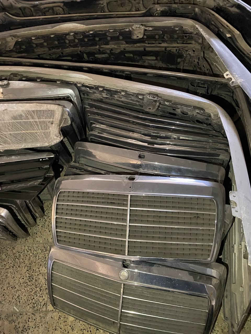 تم وصول حاوية مارسيدس 
العنوان الفلوجة …الاستفسار الاتصال ***********
