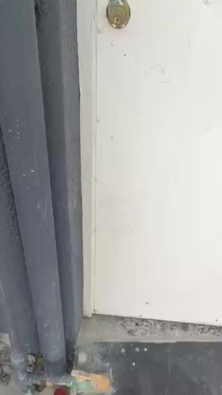 مشتمل للأيجار غرفتين وهول وخدمات حي المشراك فرع مطعم طماطة للتواصل ***********
