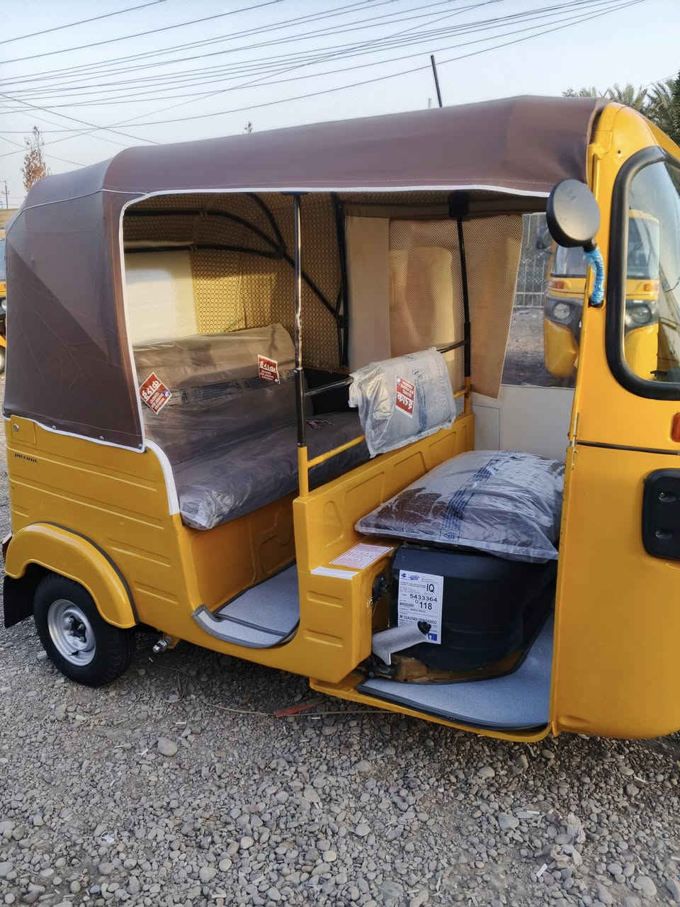 سلام عليكم تك تك موديل 20 رقم وسنويه بيها صبغ يم لبكليت اليسر ومعمره الدوسات مكاني الشعله وشراي بي خير ويدلل     *********** ا
