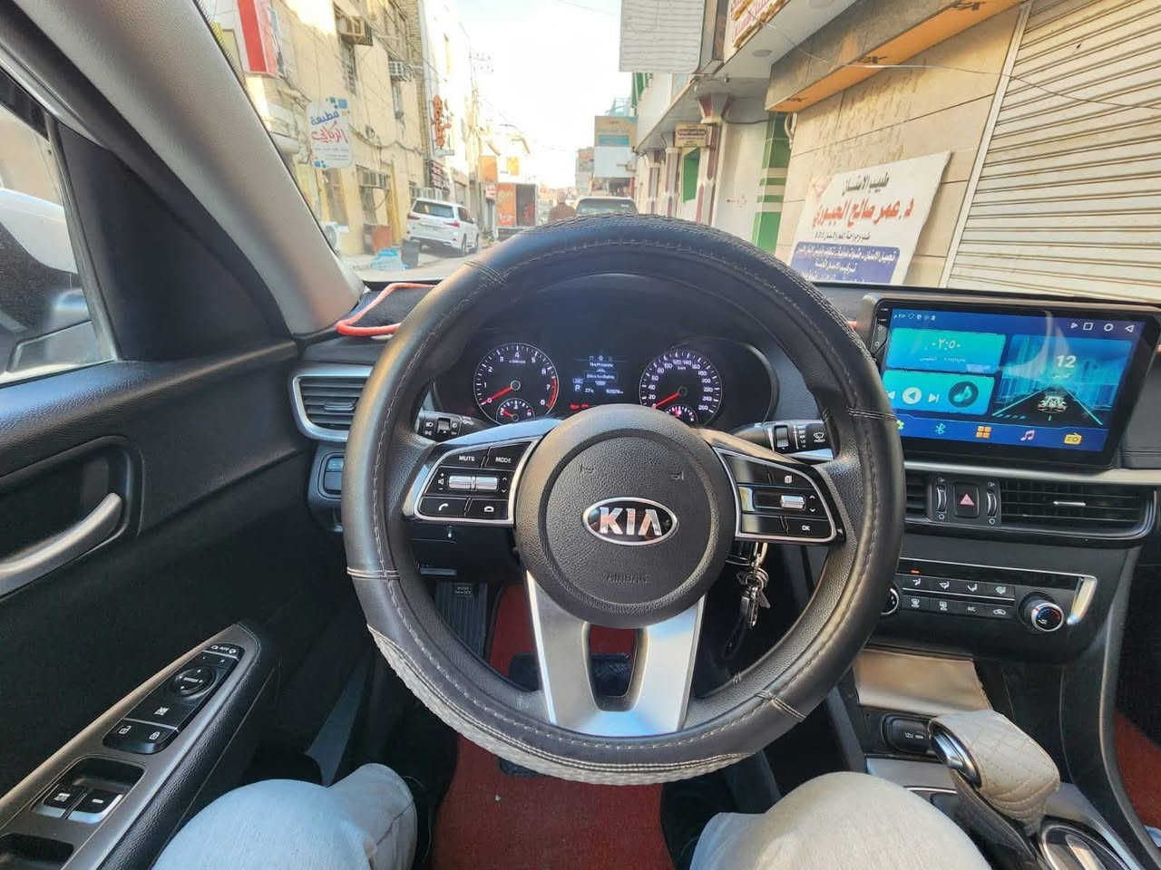 كيا اوبتما k5 2021 وارد كوري غاز ملغي بانزين فقط
ماشيه 64 كيلو متر  سنويه جديده لل 28 
رقم اربيل بأسم الشركه وكاله او تحويل كير محرك مكفولات 
2000 دوش 
تبريد قطعتين
رقم انكليزي
حساسات شاشه كبيره
سويج اشاير مري 
الضرر شبر بارد بالجاملغ الخلفي 
***********
السعر 170$ وبيهه مجال
