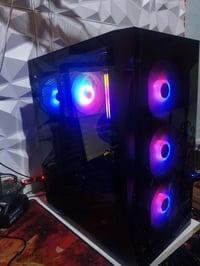 تجميعه جديده للبيع مواصفات  RX 6600 8GB  Ryzen 5 4500 B450 Ram 16 DDR4...