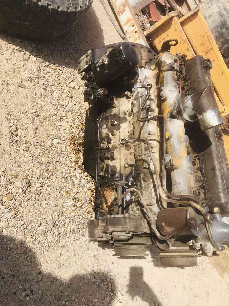 سلام عليكم محرك ازوزه بلادي 102شغال فقط السلندر مزروف سعره 5 اوراق مكان رمادي
***********
