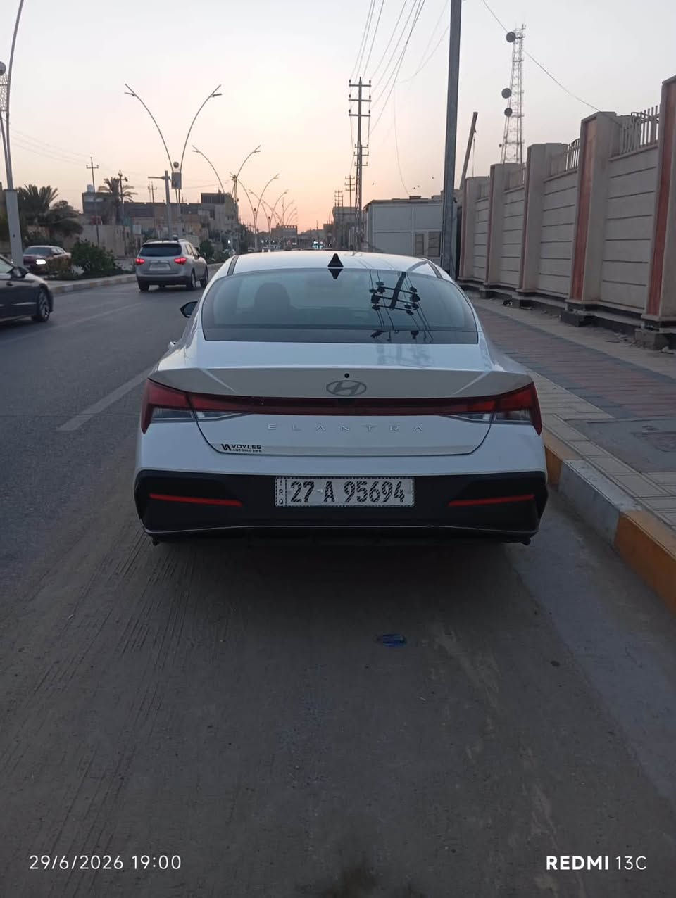 النترى 2024 مرقمه شهداء بيههه جاملغ مبدل وخشم البنيدمصبوغ والباب ماشيه 20 الف فقط سعرهه 145 وبيه مجال ***********
