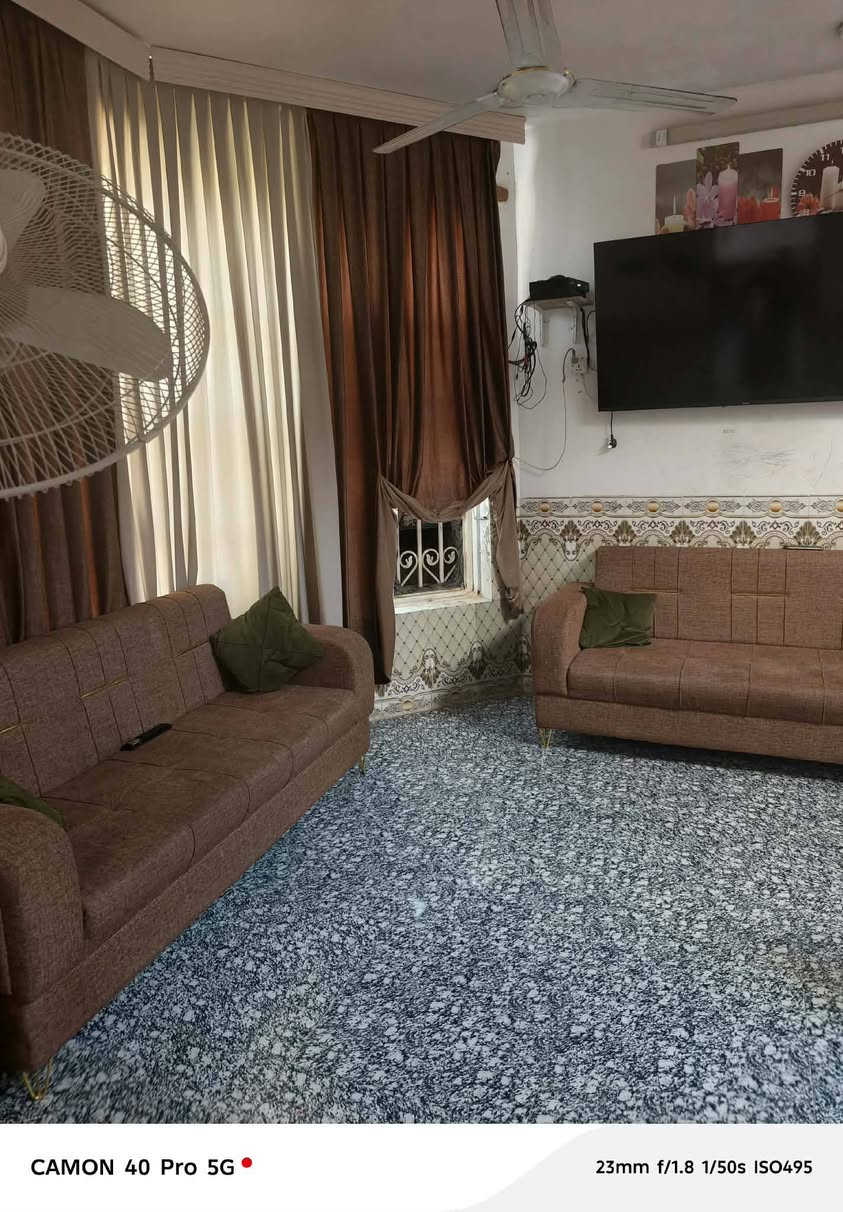 دار للبيع ورديه خارج قرب جامع العكام خلف عياده الدكتور احمد جمل 
بي قرار قاضي سند 25 مساحه 120م 3غرف نوم+صاله+استقبال+مطبخ+حمامات 2
تواصل ***********
