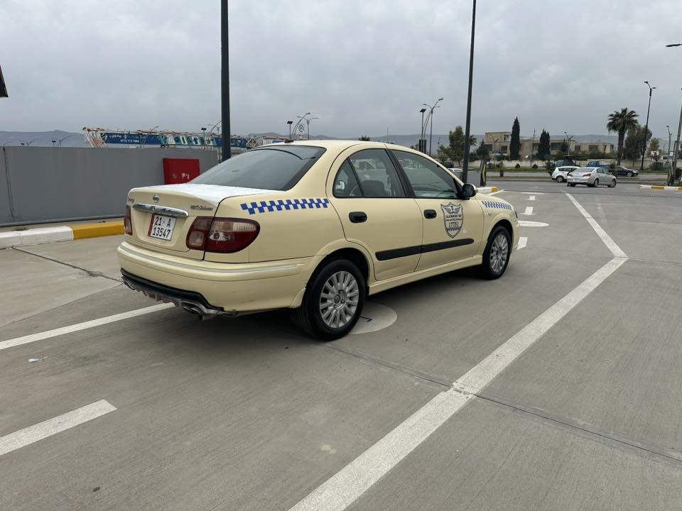 بەناوی خوا نیسان سەنی ٢٠٠١ بیلاد سپی  سەیارەکە زۆر جوانەو ماڵی دۆستە گیڕ و مەکینەو تەبریدو تەقەو ڕەقە هەموو گیانی بەشەرتە  زۆر مەزبووتە ماشاللە سەنەوی هەتا ٢٠٣٠ تازەیە سعر ٨٧ گەلا 
***********
***********
