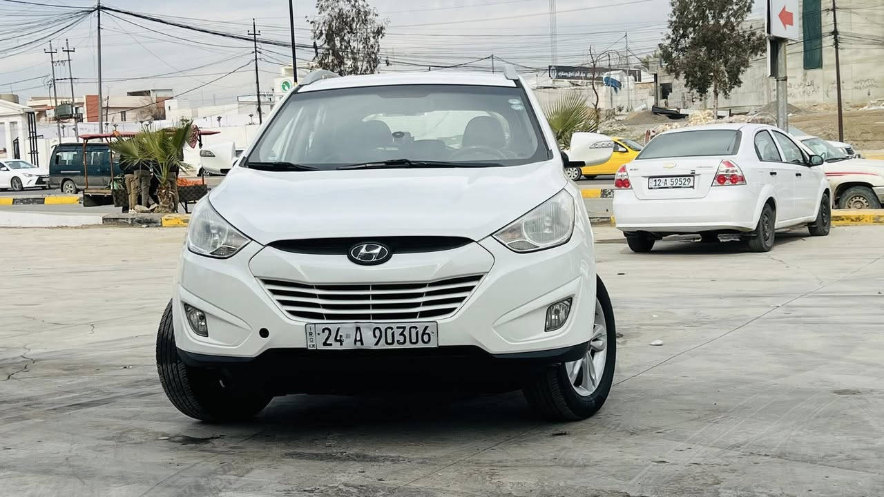 سلام عليكم
توكسن 2011

بلا ضرر بيها مكانات بارد 

رقم أربيل دولي 

محرك وكير شرط 

سياره جاهزا  

تبريد تدفئة 

تحكمات ستيرن 

داخل لونيني 

ويل كب 

عنواني موصل ايسر معرض الكرم 

السعر 140 وبيها مجال 

رقمي ***********
