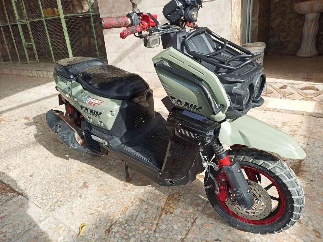 دراجه همر للبيع2025
كله شغاله سلف هندر
نكره سلف بكل وقت
كهربائيات من الطول للطول شغاله 
مكينه بلاديه شرط لاتبخير ولا نضوح 
دشبول الكتروني
دراجه كلش جديده ونظيفه مال جناي
النضافة كدامك 
السعر525وبيه مجال
مكاني حله ابو غرق 
***********
