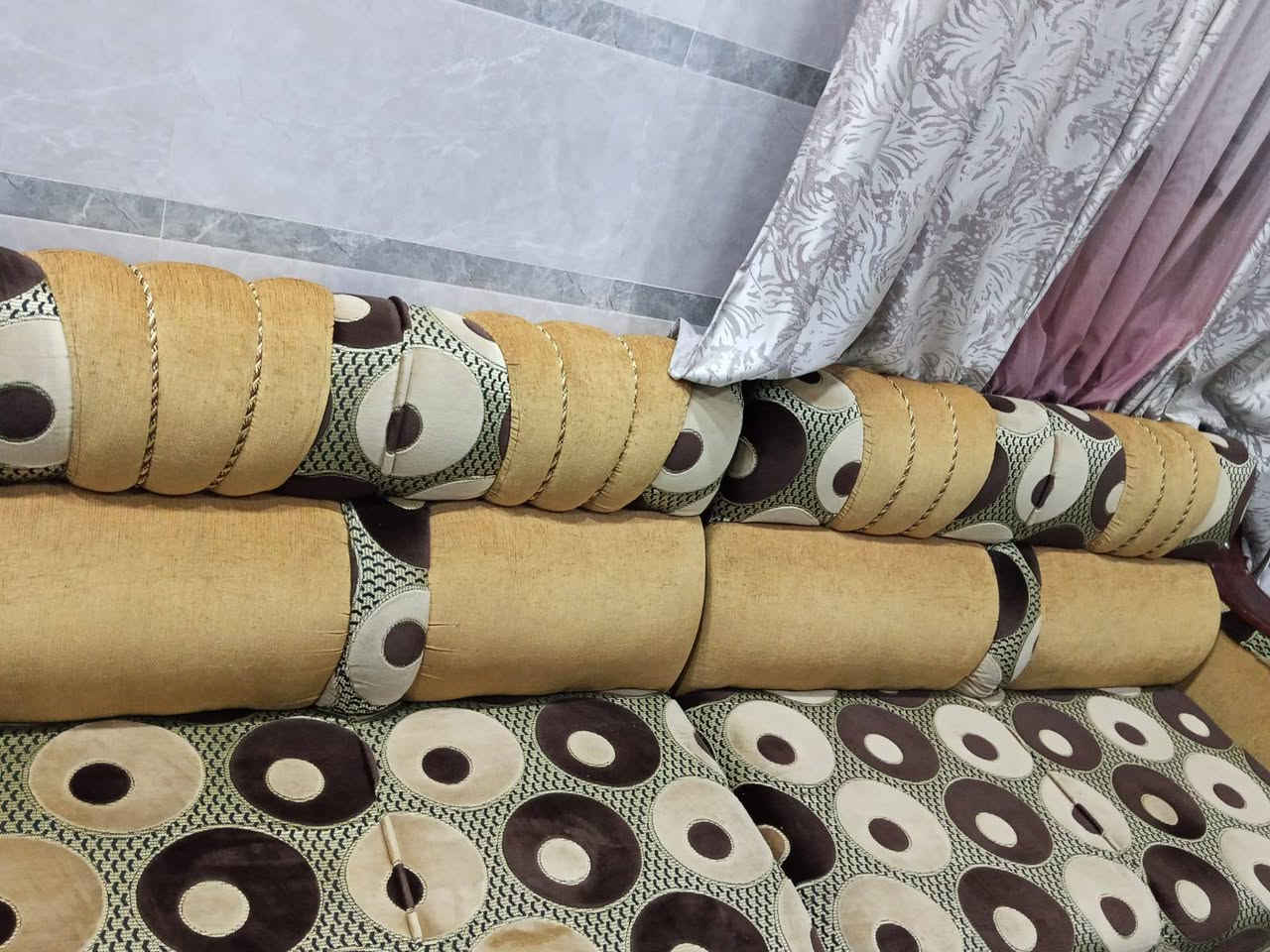 السلام عليكم
ديوان للبيع 13 نفر نظيف
باقي التفاصيل خاص.


**إذا كنت صاحب هذا الإعلان وتريد حذفه لأي سبب، رجاءا أرسل رسالة إلى الدعم الفني**