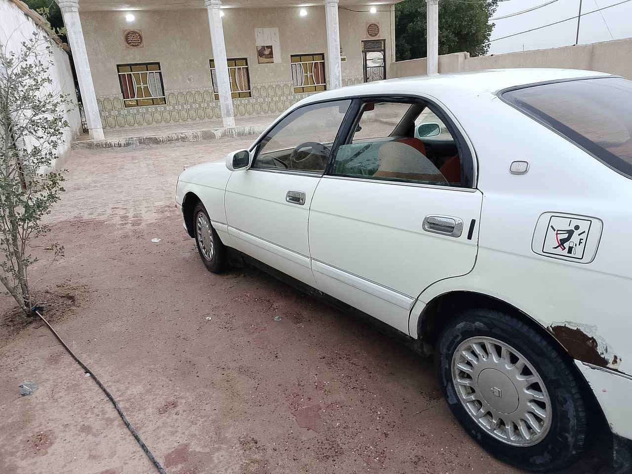 بطة للبيع بيها كصه قماره سعر 44 بيها مجال بسيط رقم الهاتف *********** مكاني البصرة الزبير
